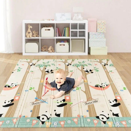 Covoras pentru Copii, Cyrax, cu 2 Fete, Model Panda/Party, din XPE+PE, Impermeabil, Antiderapant, Protectie Termica, +3 Luni, Pliabil, 180 x 200 x 1 cm, Multicolor