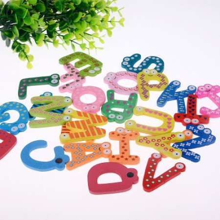 Set 26 Magneti de Frigider pentru Copii, Cyrax, Model Alfabet A-Z, Figurine Amuzante, din Lemn, Multicolor