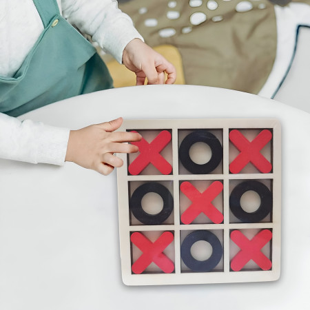 Jucarie Montessori Tic Tac Toe, Cyrax, Educativa, Interactiva, din lemn, X si O, 9 Piese, 14.3x14.3 cm, Negru Rosu