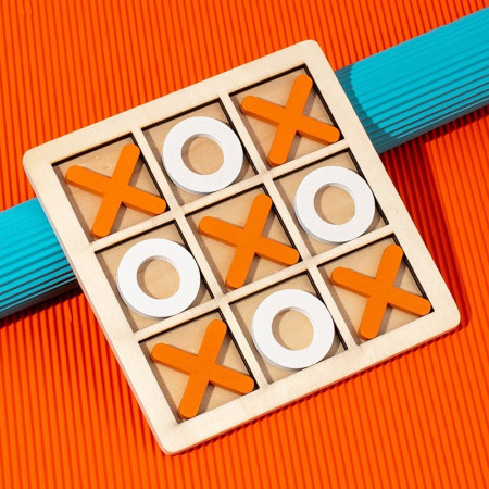 Jucarie Montessori Tic Tac Toe, Cyrax, Educativa, Interactiva, din lemn, X si O, 9 Piese, 14.3x14.3 cm, Portocaliu Alb