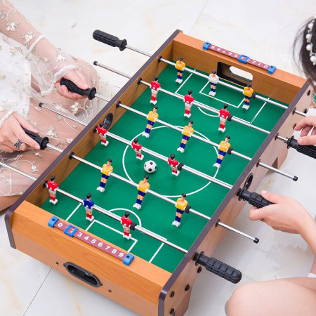 Masa de Fotbal cu Teren si 18 Jucatori Cyrax, 6 Manere, cu Tablou pentru Scor, din Metal, Lemn si ABS, 60.5 x 30.5 x 18.5 cm, cu Picioare, pentru copii/adulti